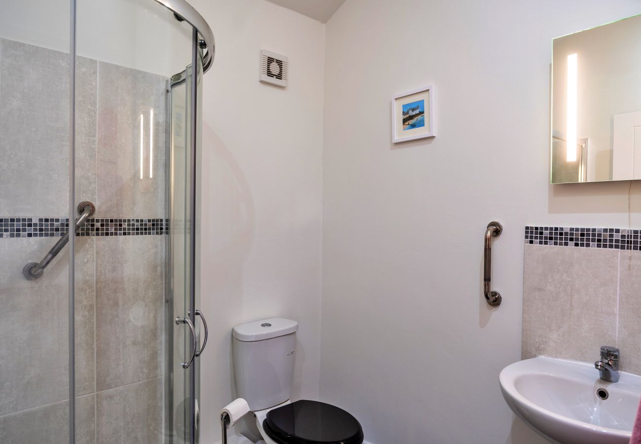 House in Weston-Super-Mare - Stone Bow Farmhouse