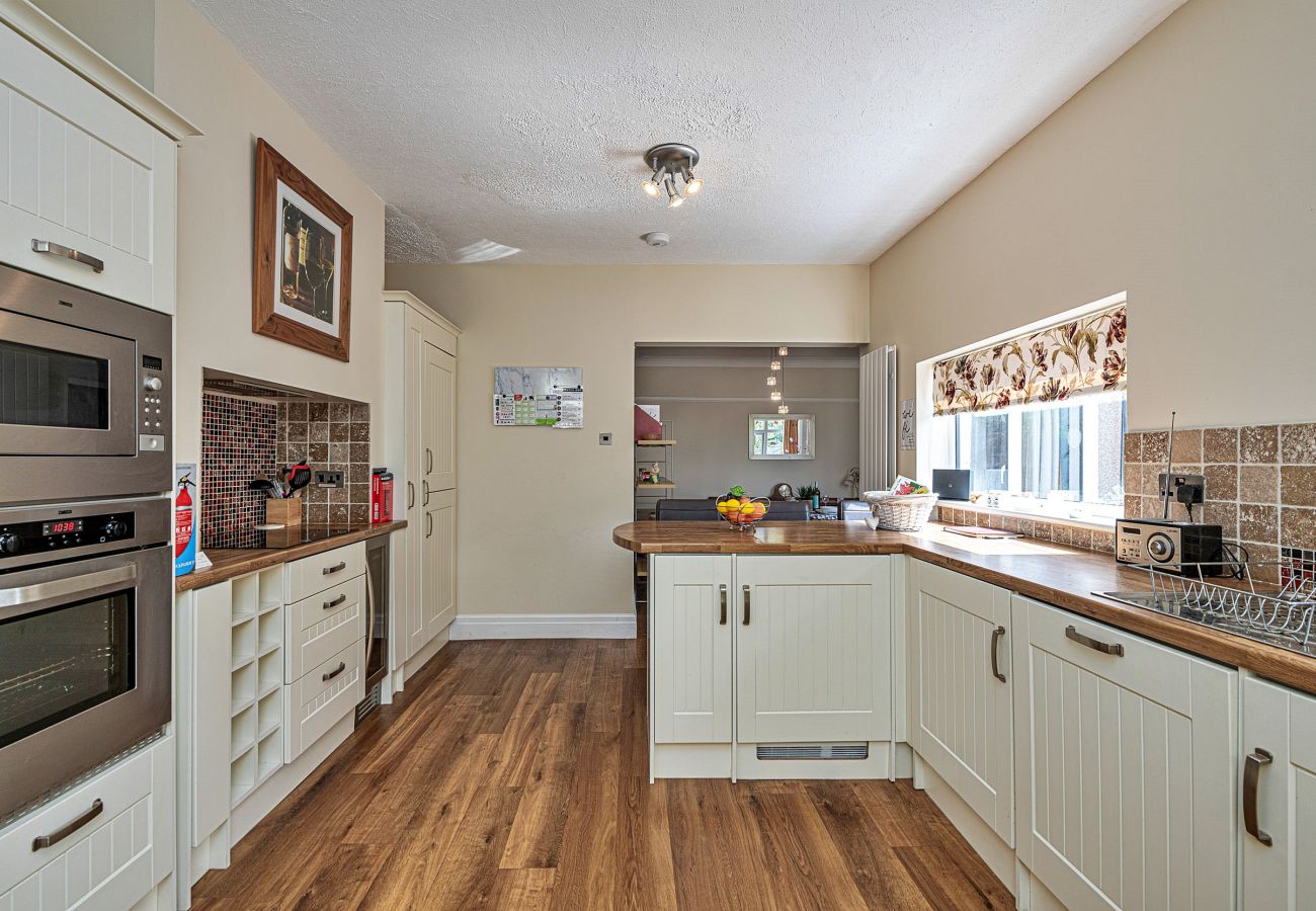 House in Rhos on Sea - Penrhyn Avenue
