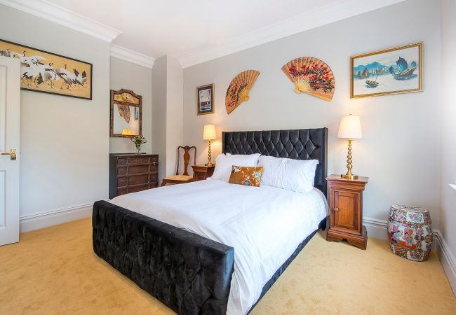 House in Llangunnor - Ty Penbryn House in Llangunnor - Ty Penbryn