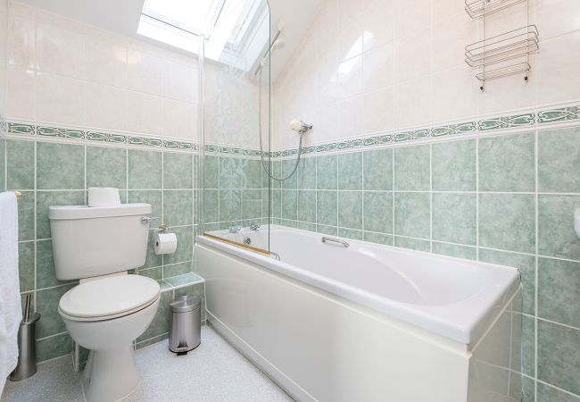 House in Llangunnor - Ty Penbryn House in Llangunnor - Ty Penbryn