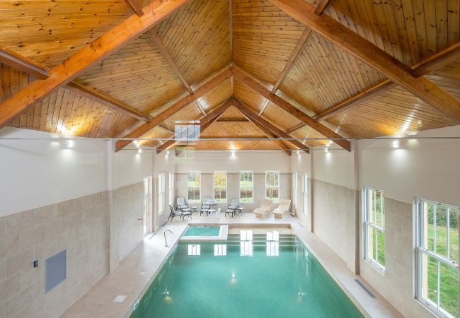 House in Llangunnor - Ty Penbryn House in Llangunnor - Ty Penbryn