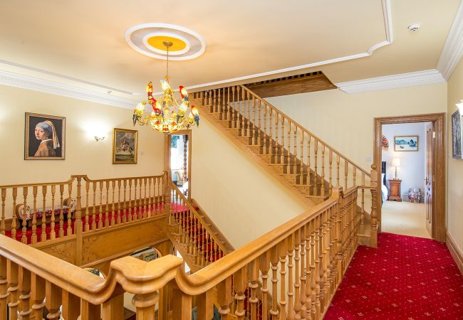 House in Llangunnor - Ty Penbryn House in Llangunnor - Ty Penbryn