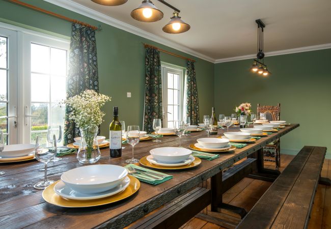 House in Llangunnor - Ty Penbryn House in Llangunnor - Ty Penbryn