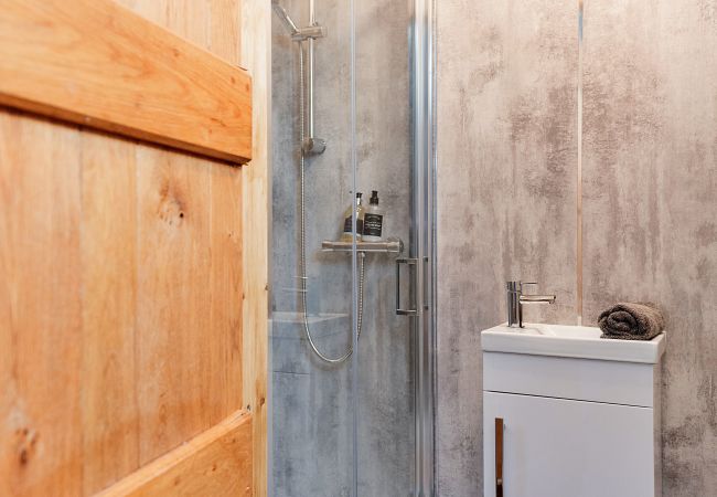 Cottage in Rhydyfelin - The Welsh Farmhouse Cottage in Rhydyfelin - The Welsh Farmhouse