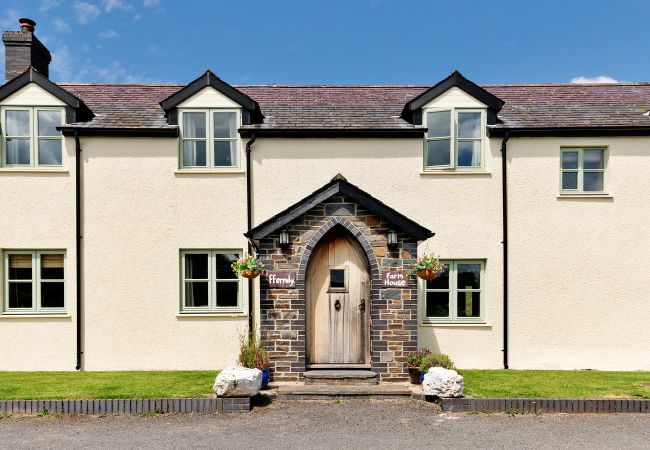 Cottage in Rhydyfelin - The Welsh Farmhouse Cottage in Rhydyfelin - The Welsh Farmhouse