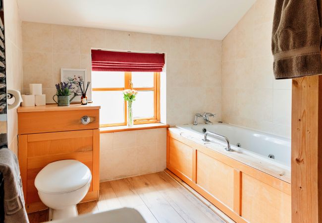 Cottage in Rhydyfelin - The Welsh Farmhouse Cottage in Rhydyfelin - The Welsh Farmhouse