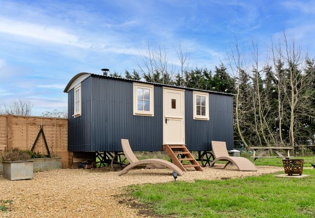 Villa in Steane - The Chicken Hut