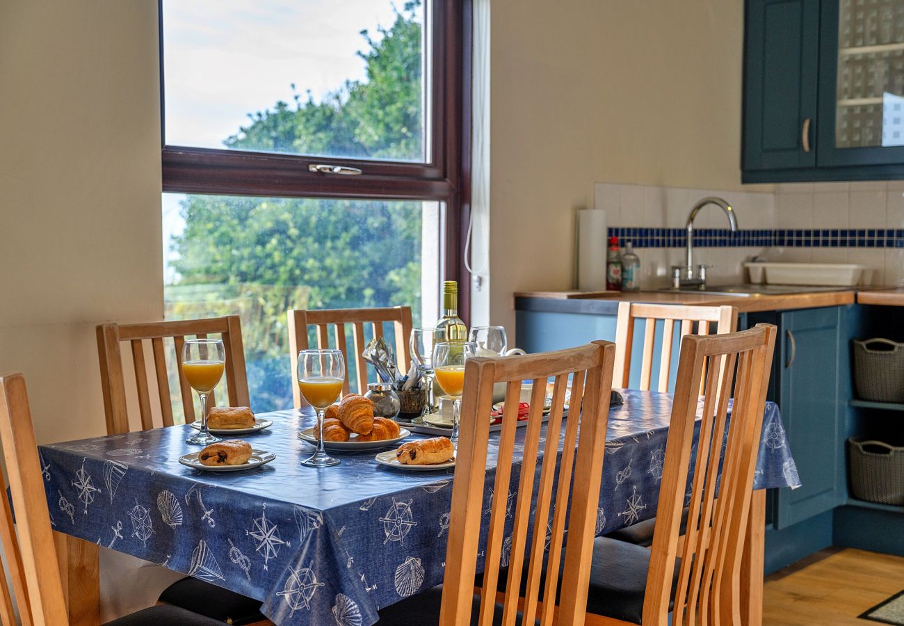 Cottage in Sennen - Wolf Rock