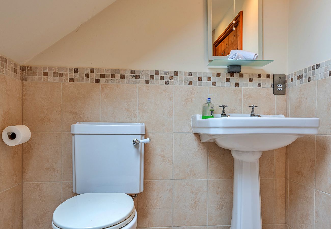 Country house in Holywell - Groes Faen Bach Farmhouse
