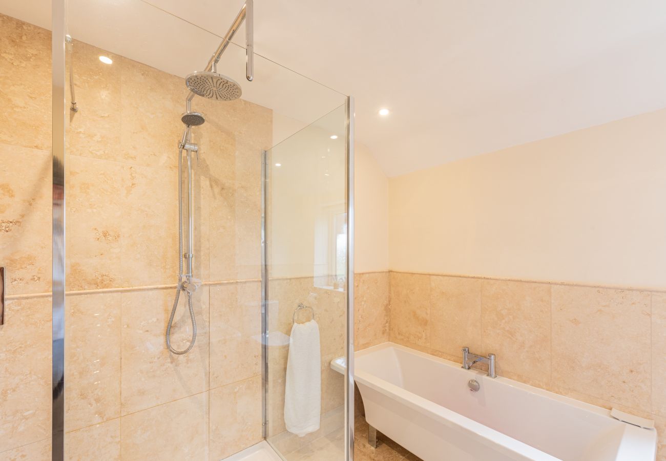 Country house in Holywell - Groes Faen Bach Farmhouse