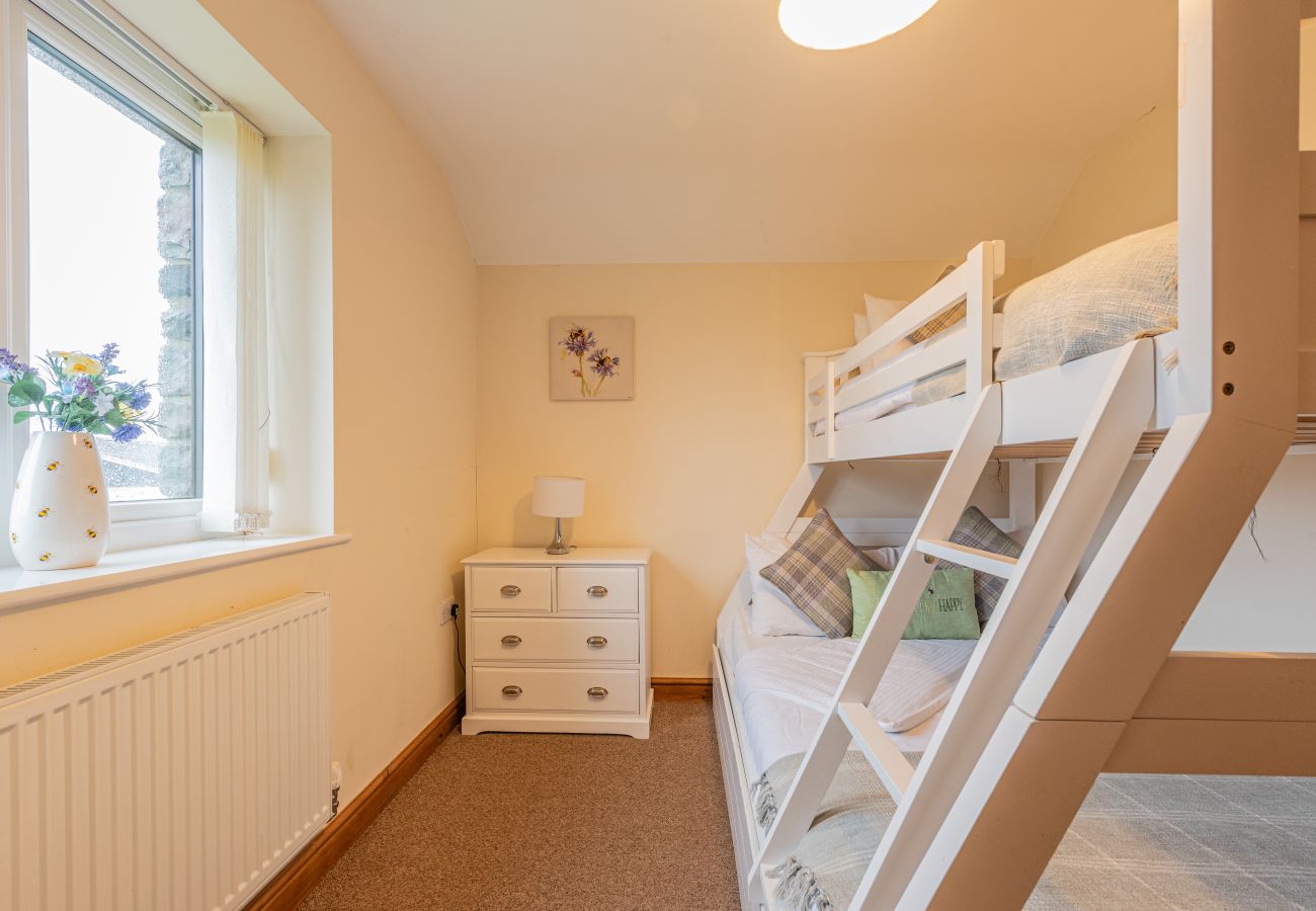Country house in Holywell - Groes Faen Bach Farmhouse