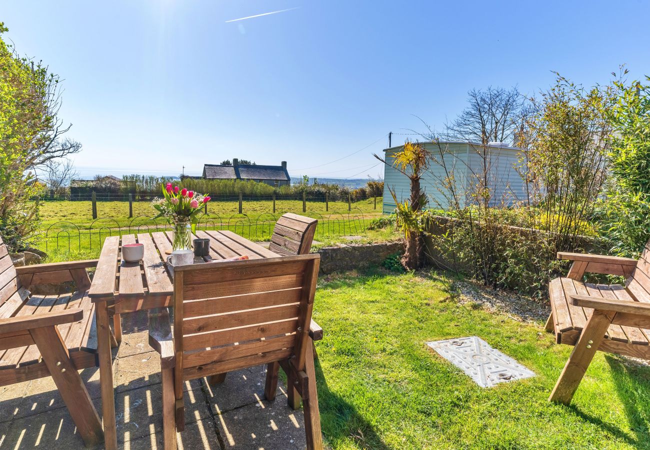 House in Mynytho - Argraig
