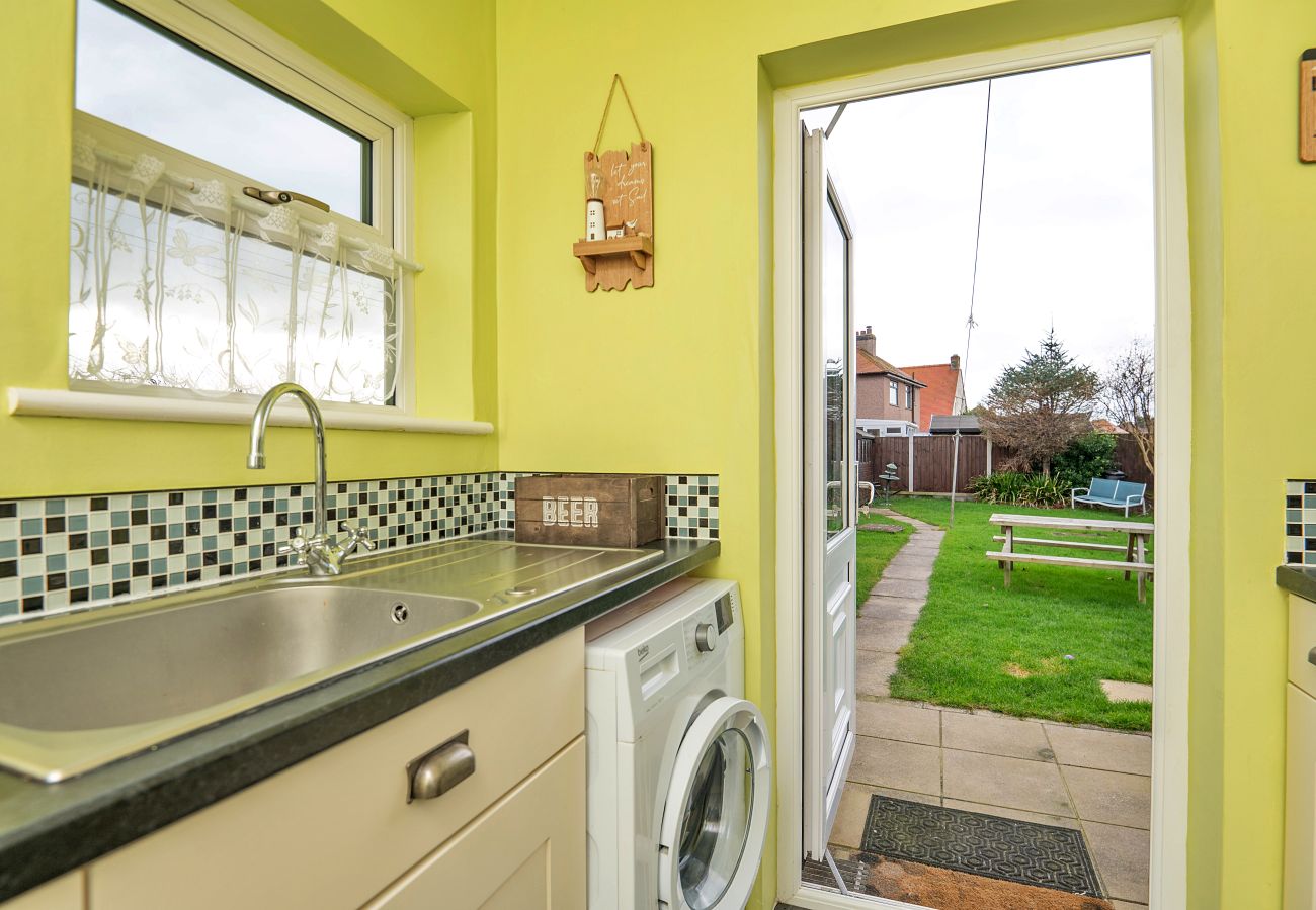 Cottage in Kinmel Bay - Llys Llewellyn