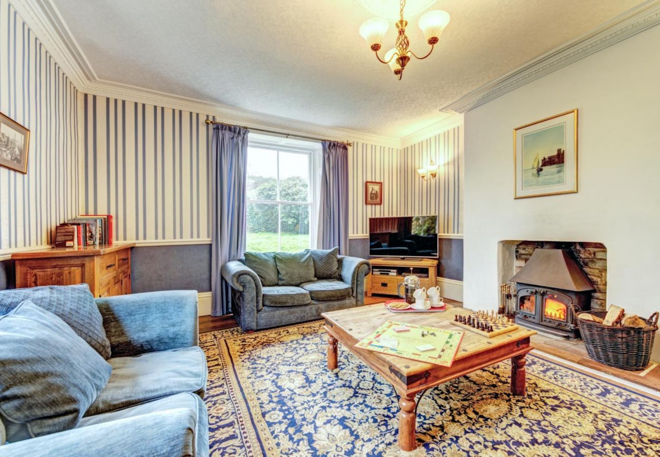 House in Slapton - Buckland House