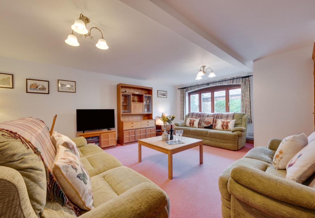 Cottage in Slapton - Cherry at Buckland Court