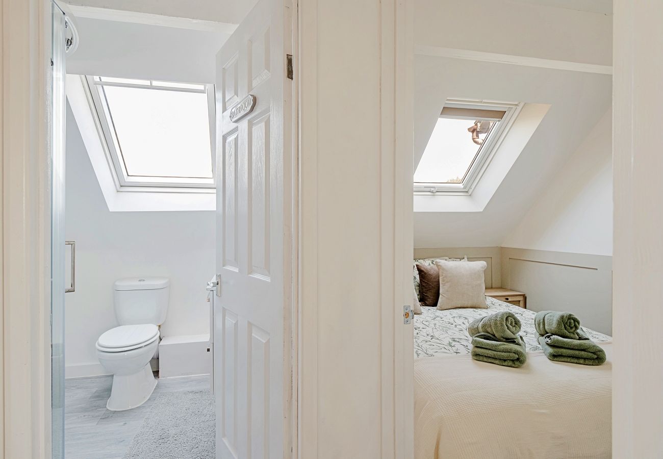 House in Bourton-on-the-Water - No. 8 Meadow Retreat