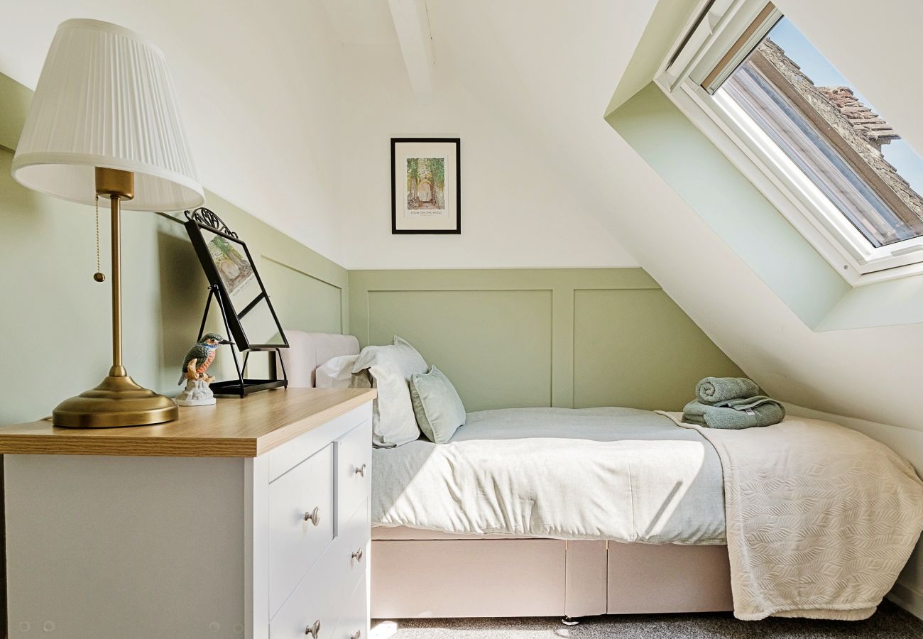 House in Bourton-on-the-Water - No. 8 Meadow Retreat