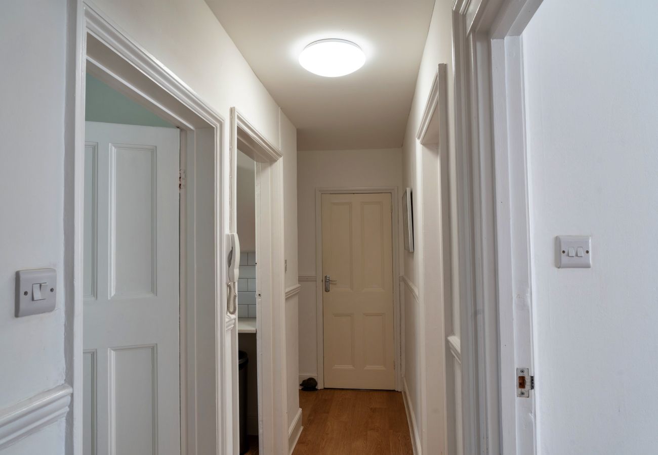 Apartment in Sidmouth - Centre View