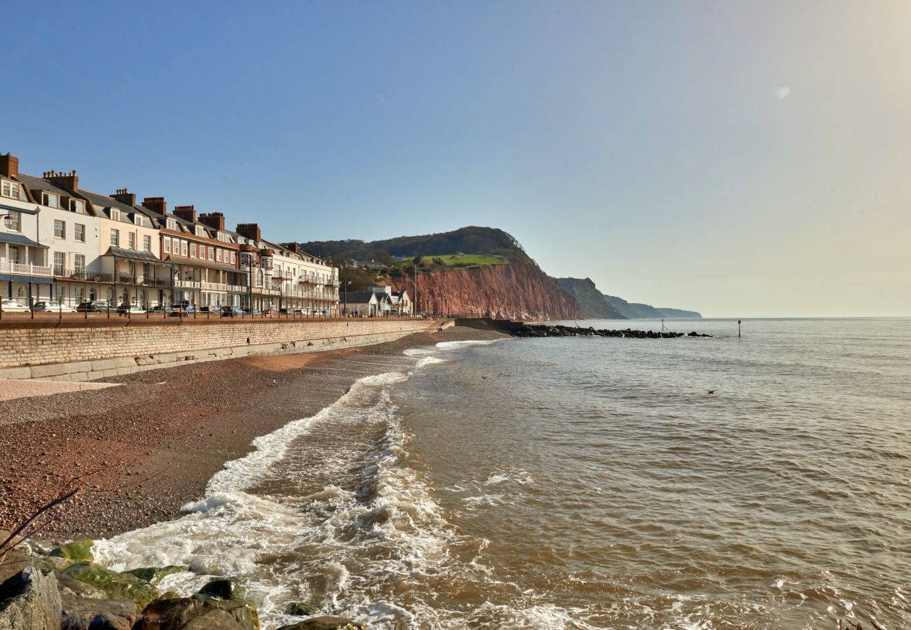 Apartment in Sidmouth - Centre View