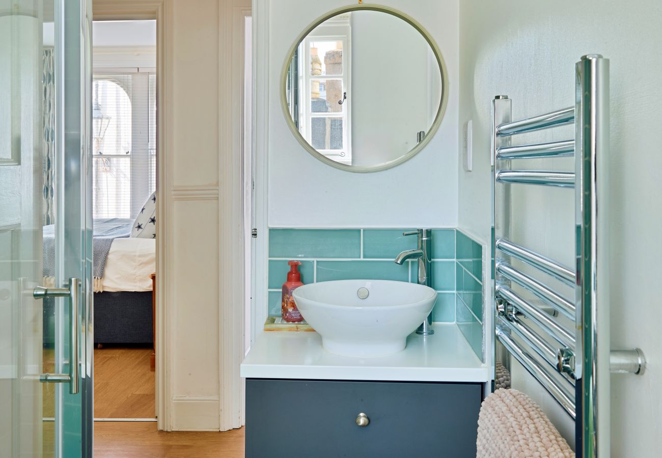 Apartment in Sidmouth - Centre View