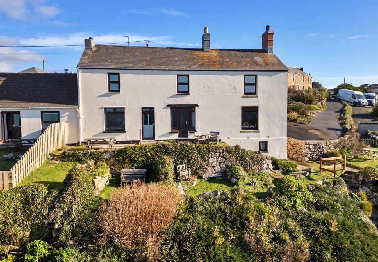 Cottage in Sennen - Bishop Rock