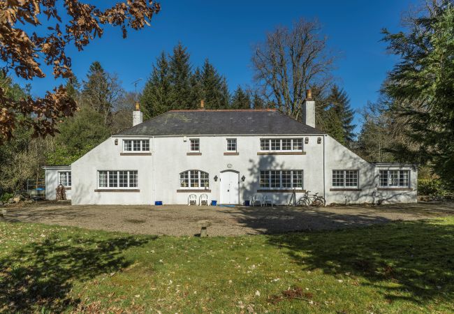 House in Cornhill - White House Retreat House in Cornhill - White House Retreat