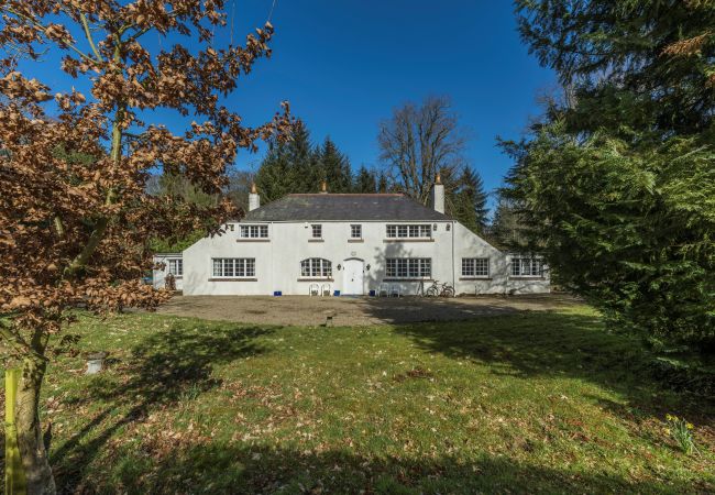 House in Cornhill - White House Retreat House in Cornhill - White House Retreat