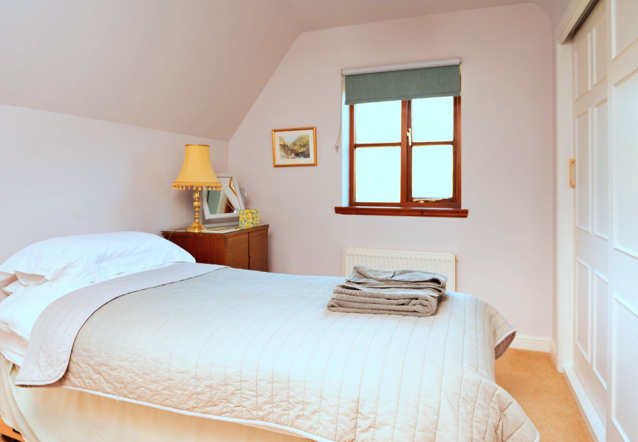 House in Llanidloes - Cwmfron House