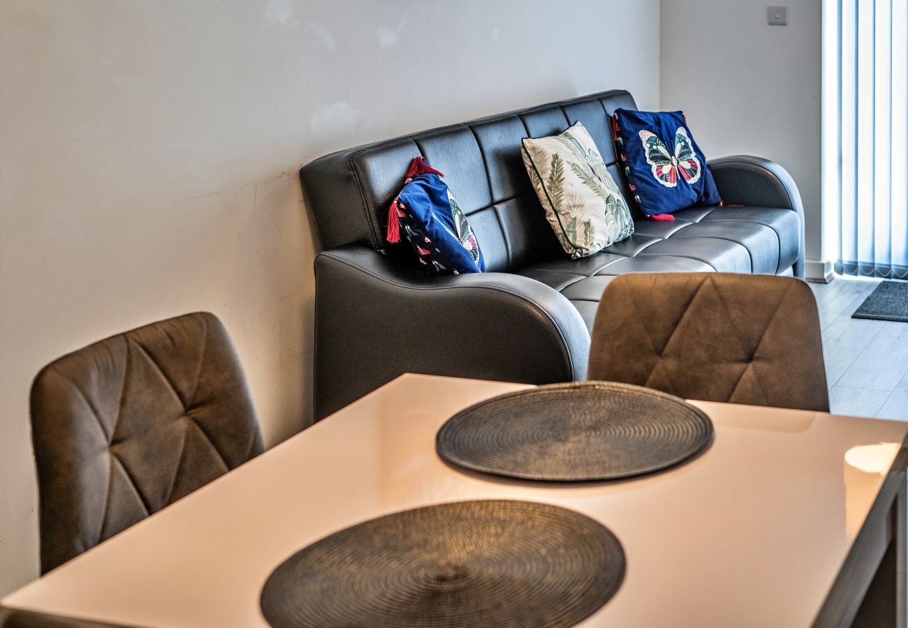 Apartment in Birmingham - Aldridge Square