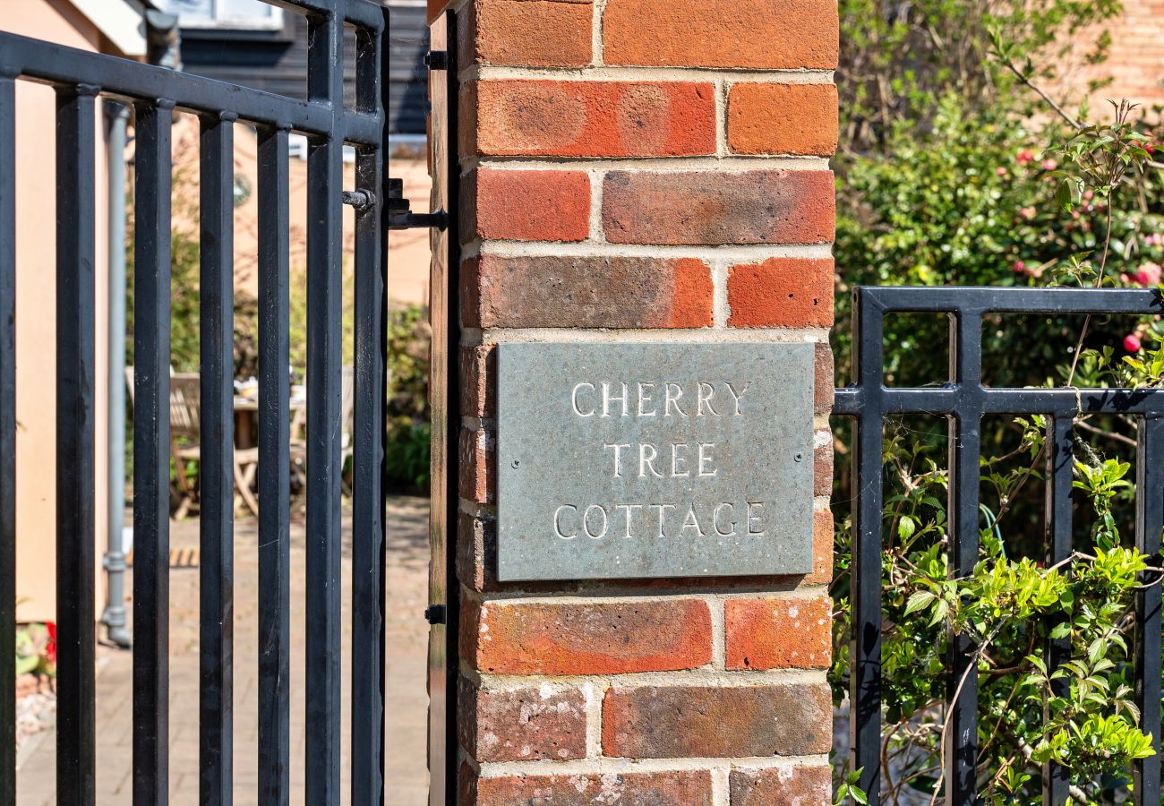 Cottage in Bovey Tracey - Cherry Tree Cottage