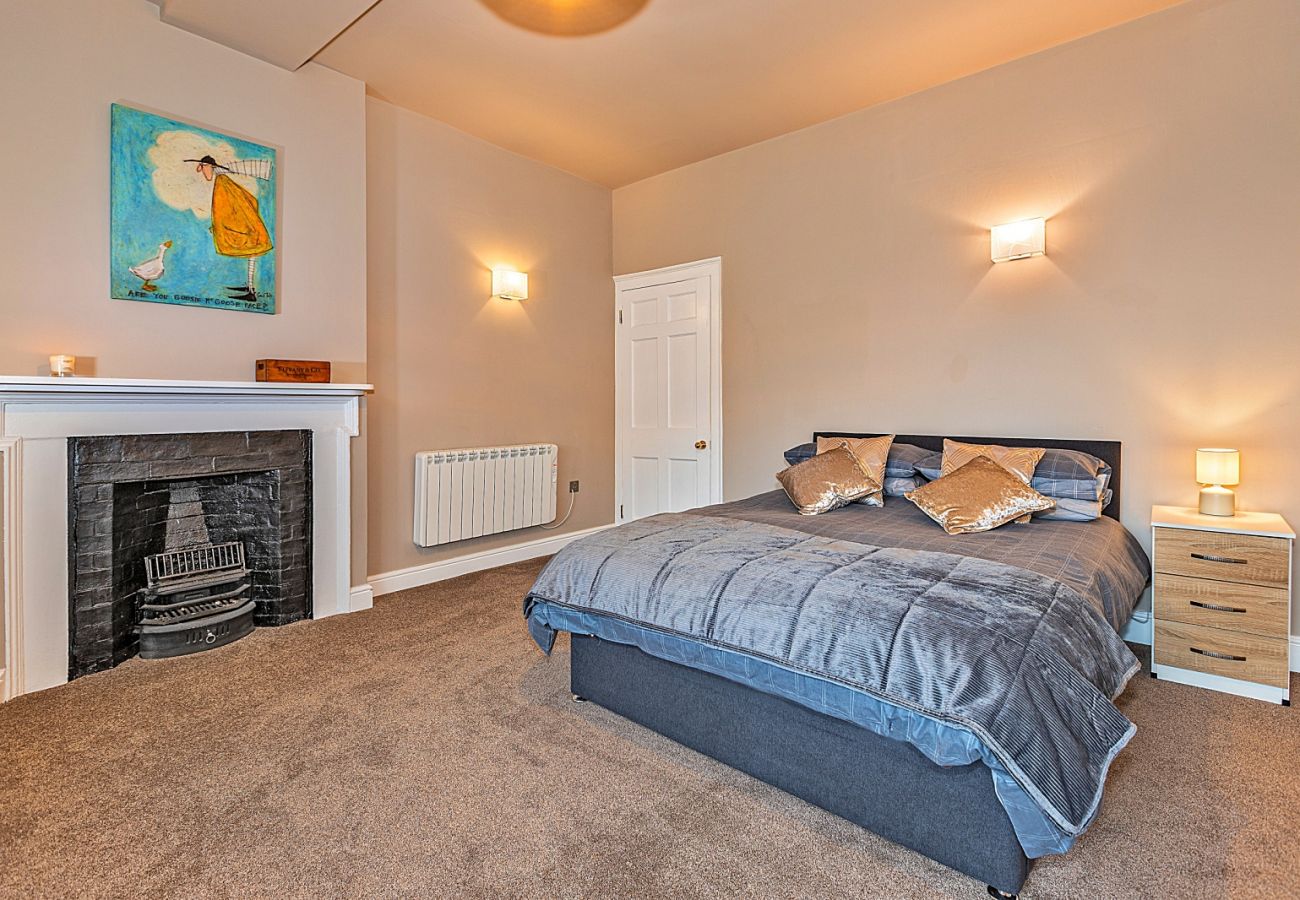 House in Milton Keynes - Ttich Manor Retreat