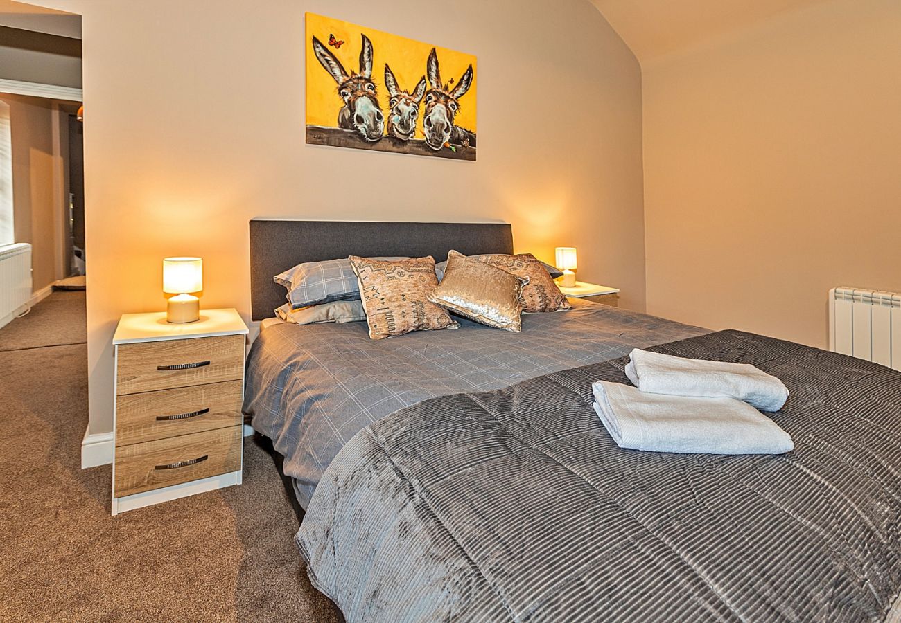 House in Milton Keynes - Ttich Manor Retreat
