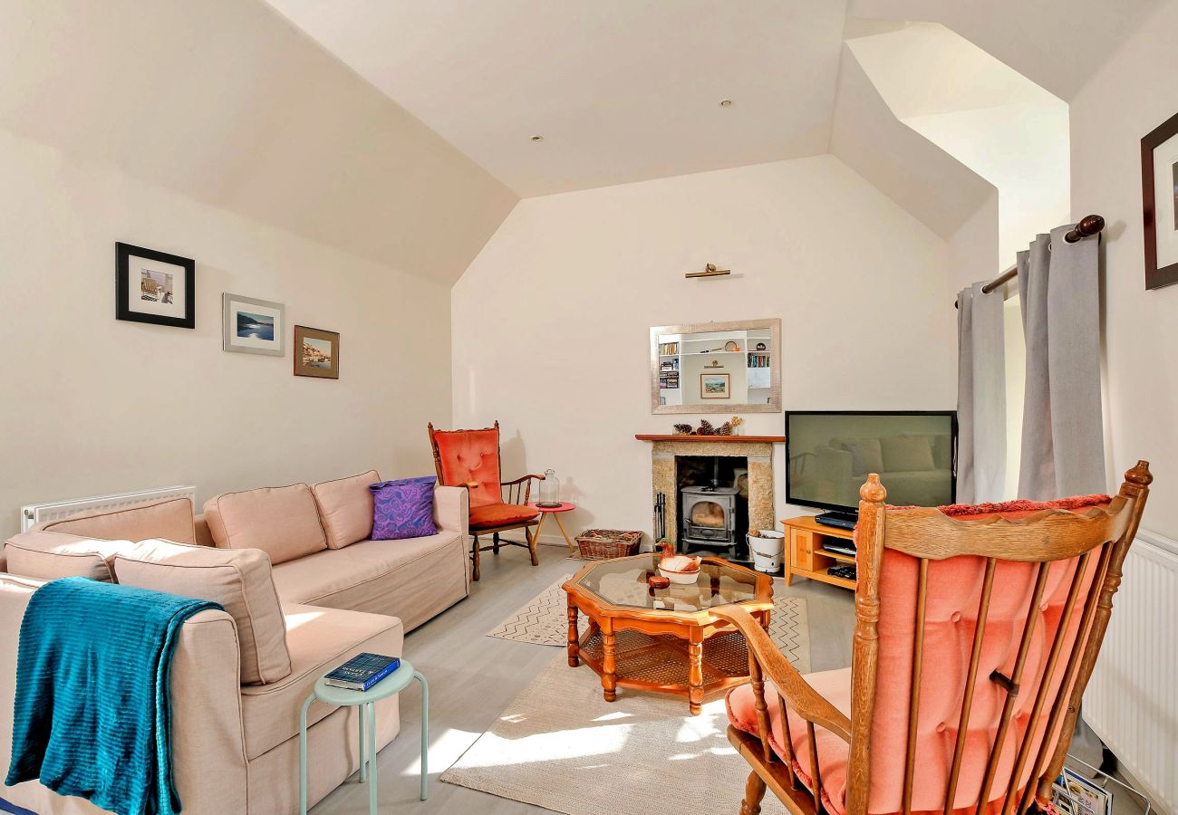 Cottage in Inverurie - Corrennie School Cottage
