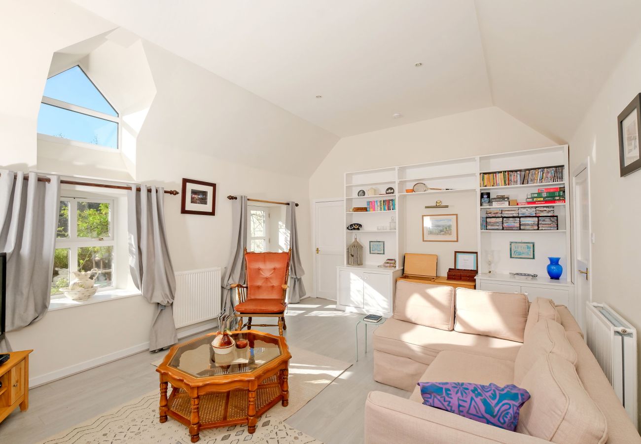Cottage in Inverurie - Corrennie School Cottage