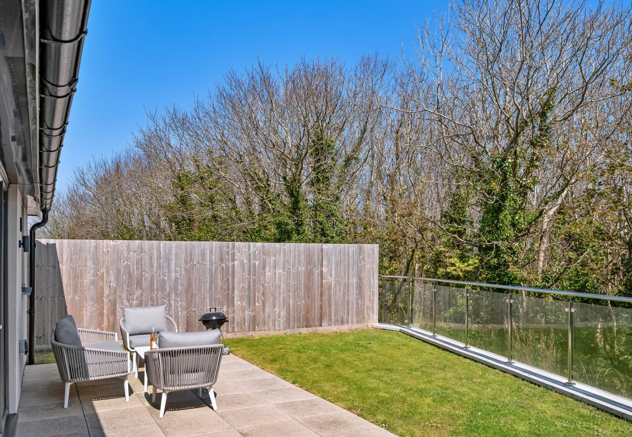 House in Salcombe - Tree View