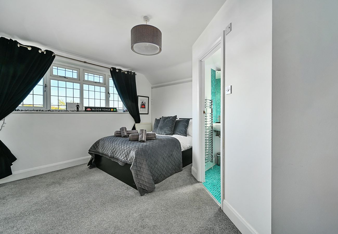House in Lewes - 19, South Way