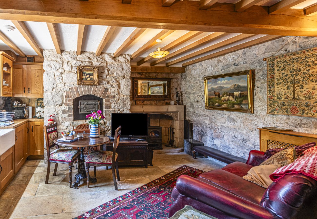 Cottage in Abergele - Hen Wrych Hall Tower