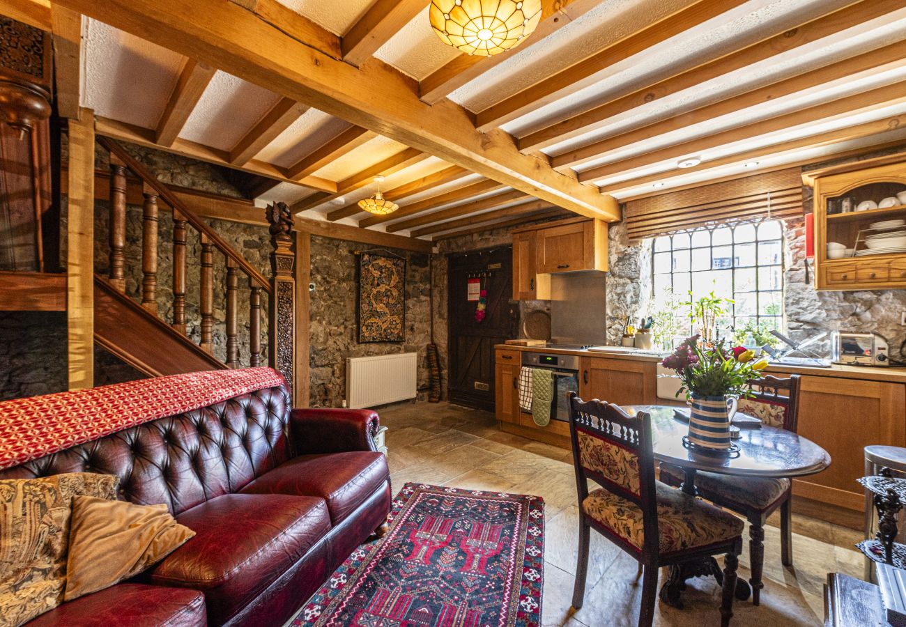 Cottage in Abergele - Hen Wrych Hall Tower
