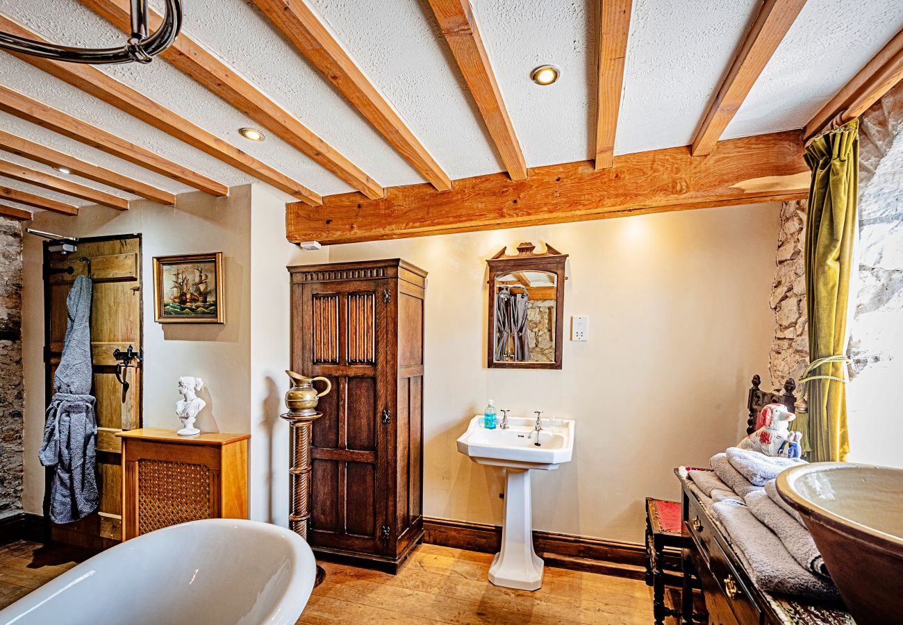 Cottage in Abergele - Hen Wrych Hall Tower