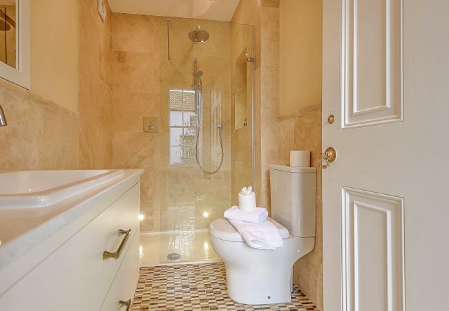 House in Whitby - Harold Villa House in Whitby - Harold Villa