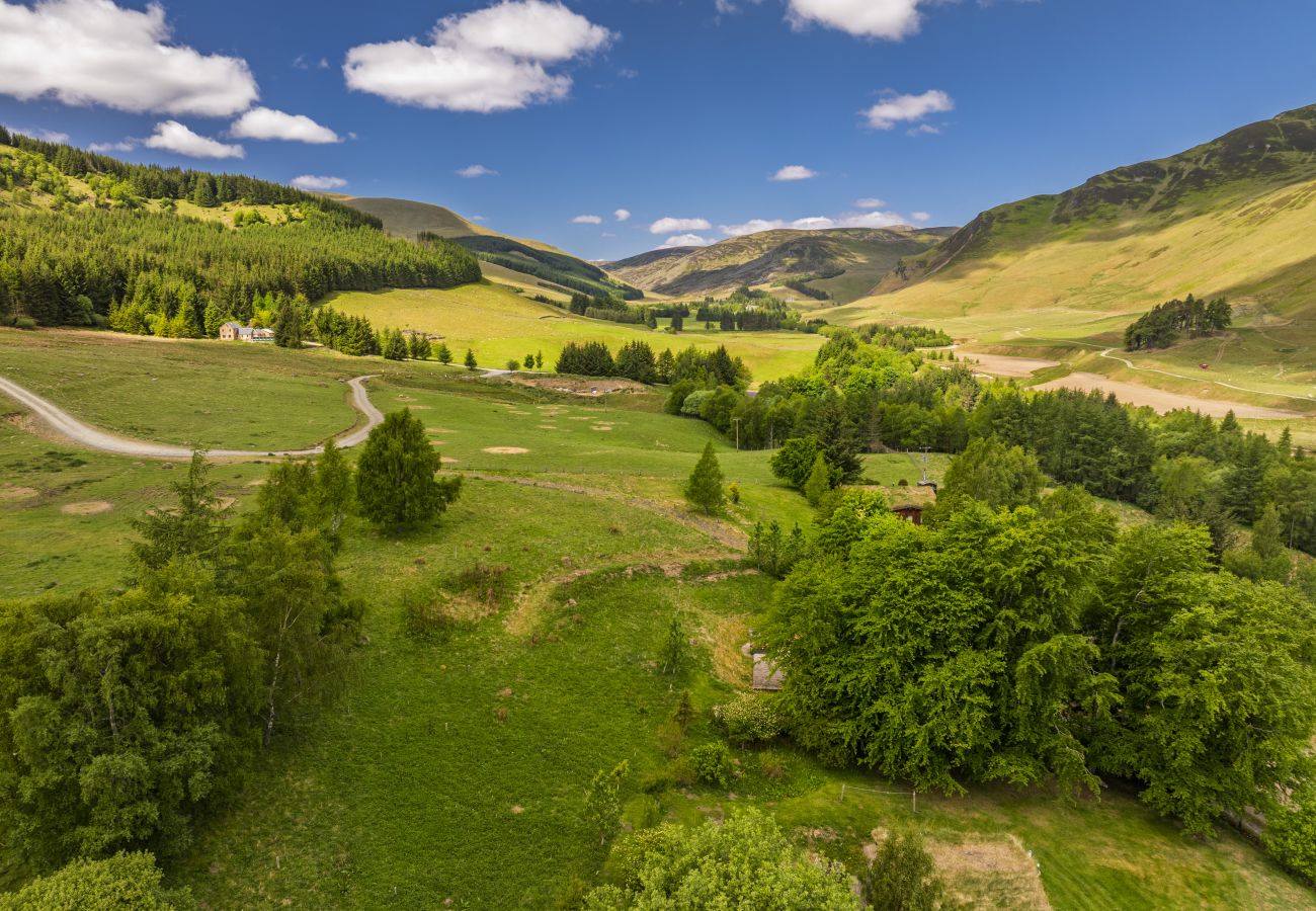 Cabin in Glenshee - Cragdhu Log Cabin