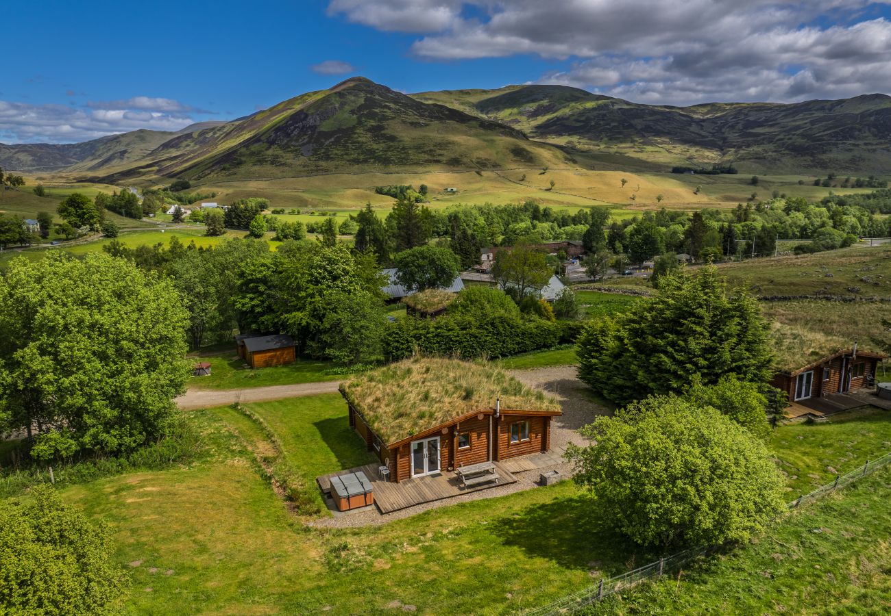 Cabin in Glenshee - Cragdhu Log Cabin