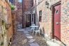 Studio in Whitby - Ukulele Studio Studio in Whitby - Ukulele Studio