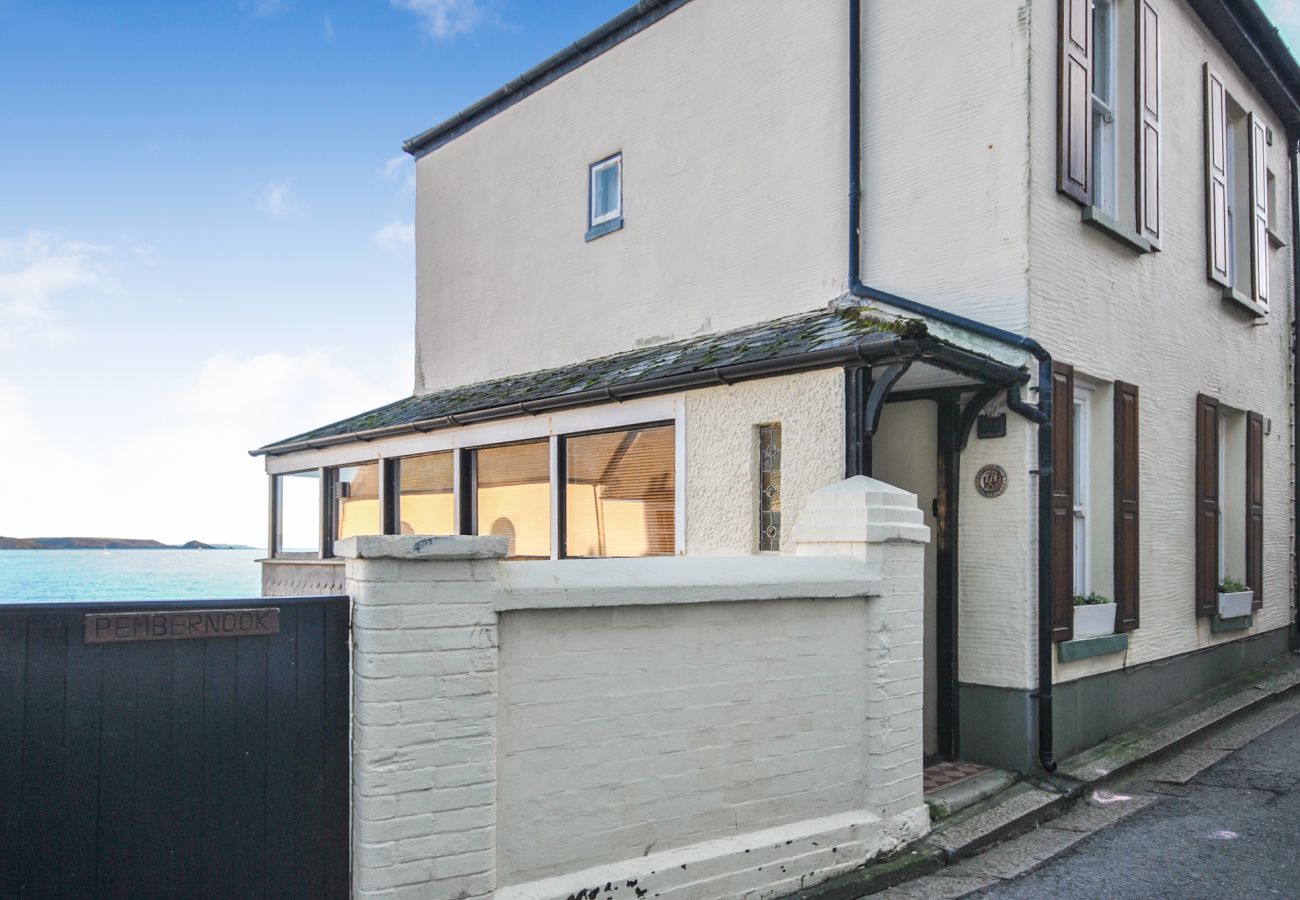House in Cawsand - Criterion Cottage