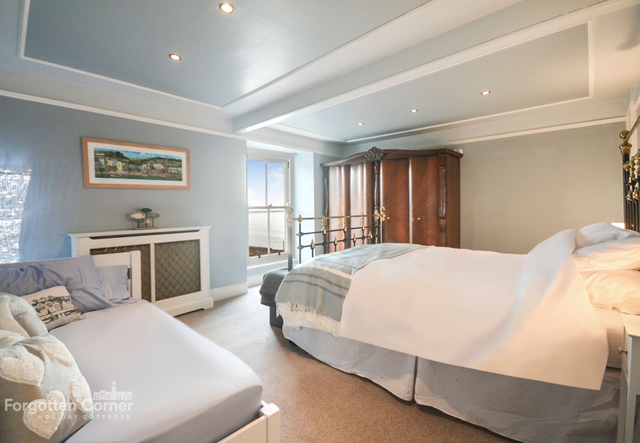 House in Cawsand - Kelvin House