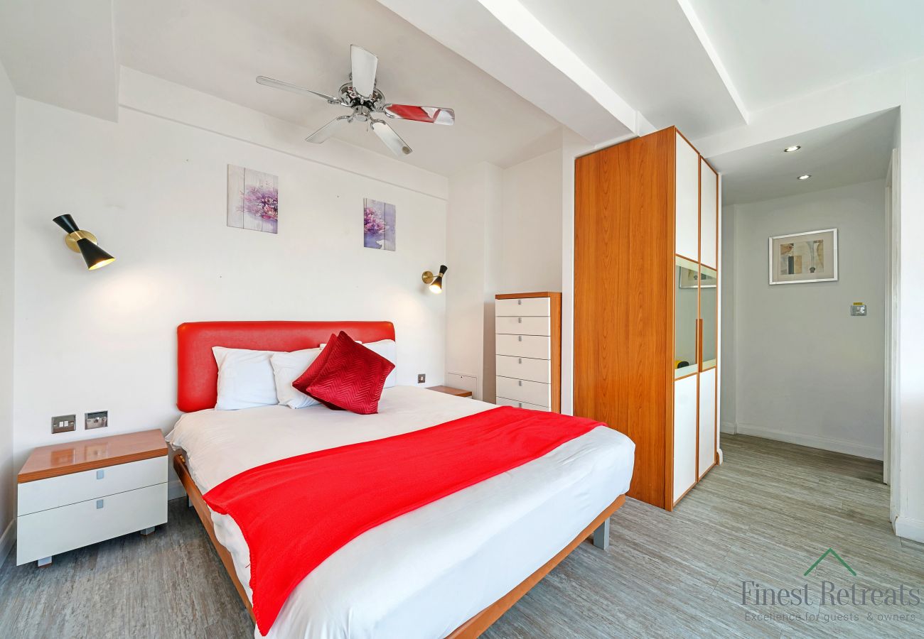 Apartment in London - Roland House - Deluxe Studio B
