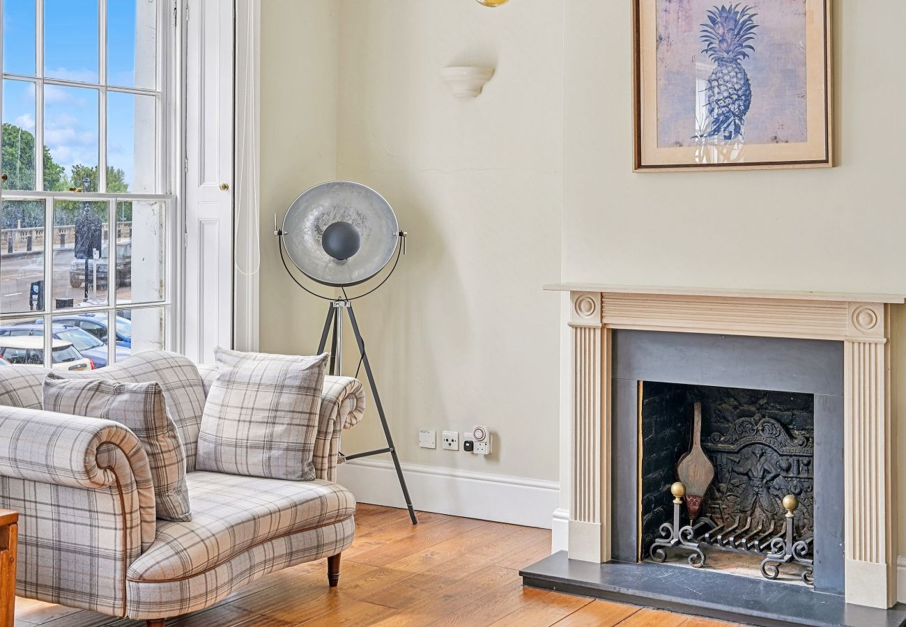 House in East Molesey - Palace Gate