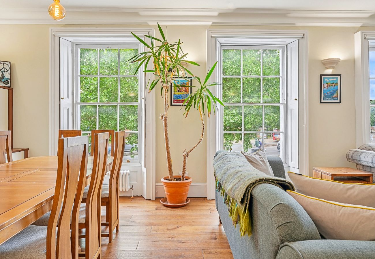 House in East Molesey - Palace Gate