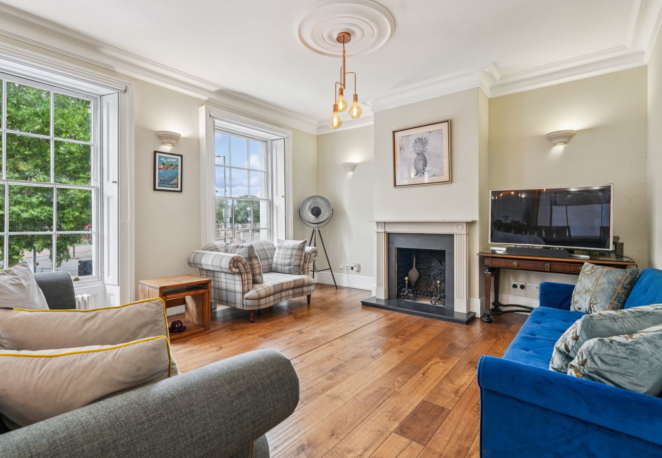 House in East Molesey - Palace Gate