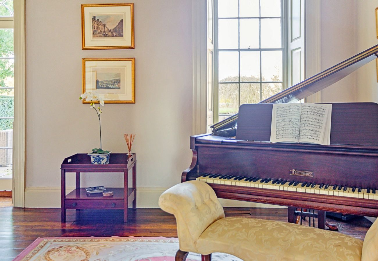 Country house in Tormarton - Tormarton Court
